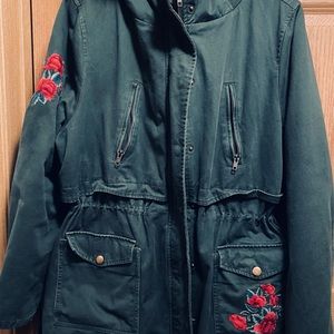 VGUC Torrid plus size SZ 2 lined winter jacket rose embroidered